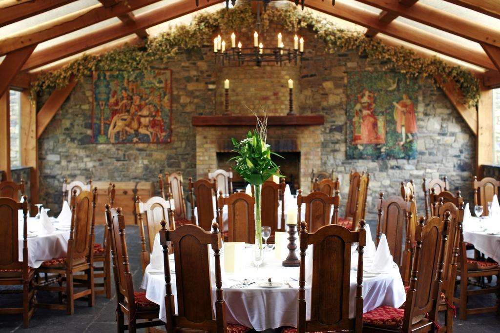 Barberstown Castle Hotel Straffan Eksteriør billede