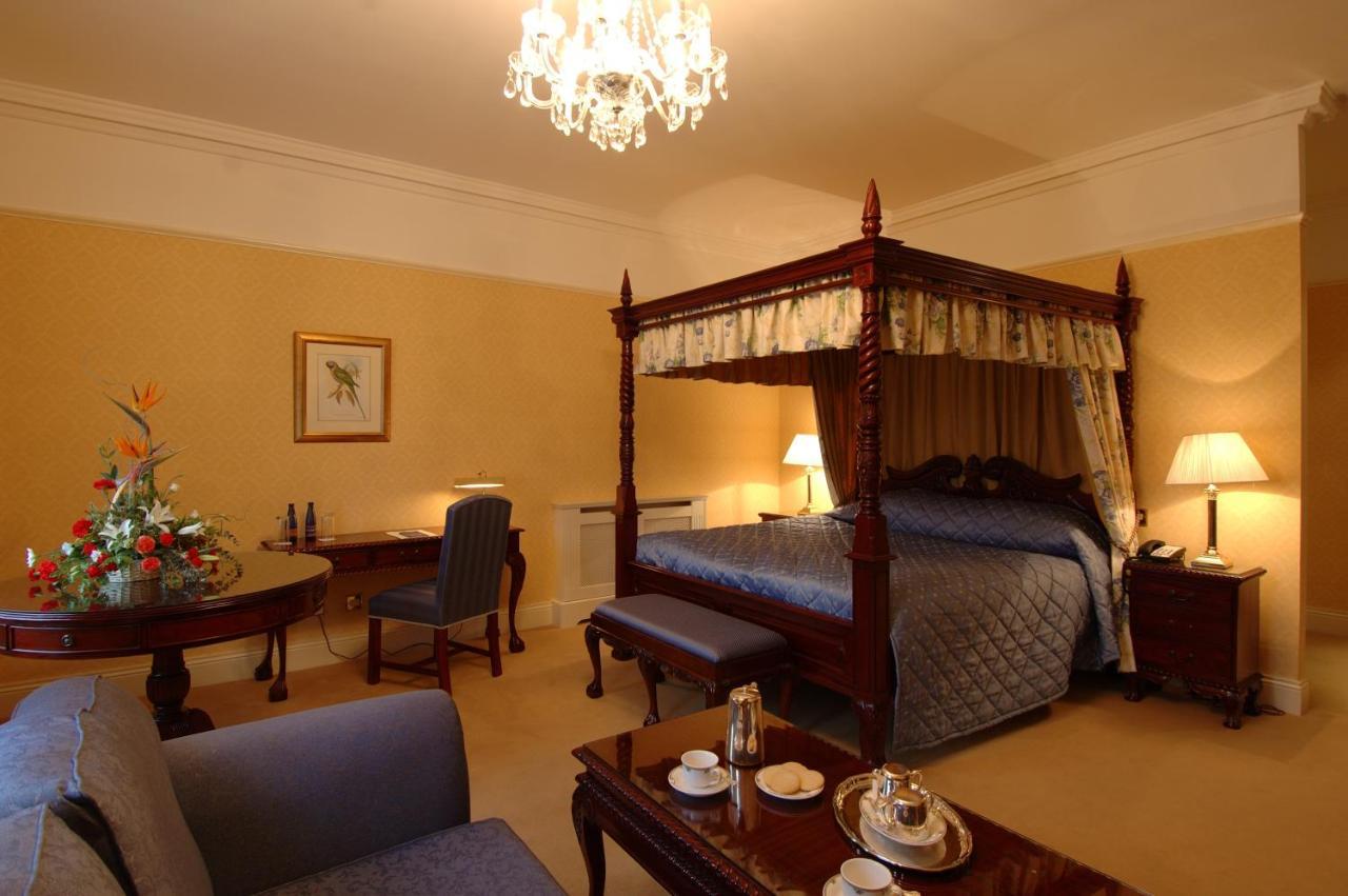 Barberstown Castle Hotel Straffan Værelse billede