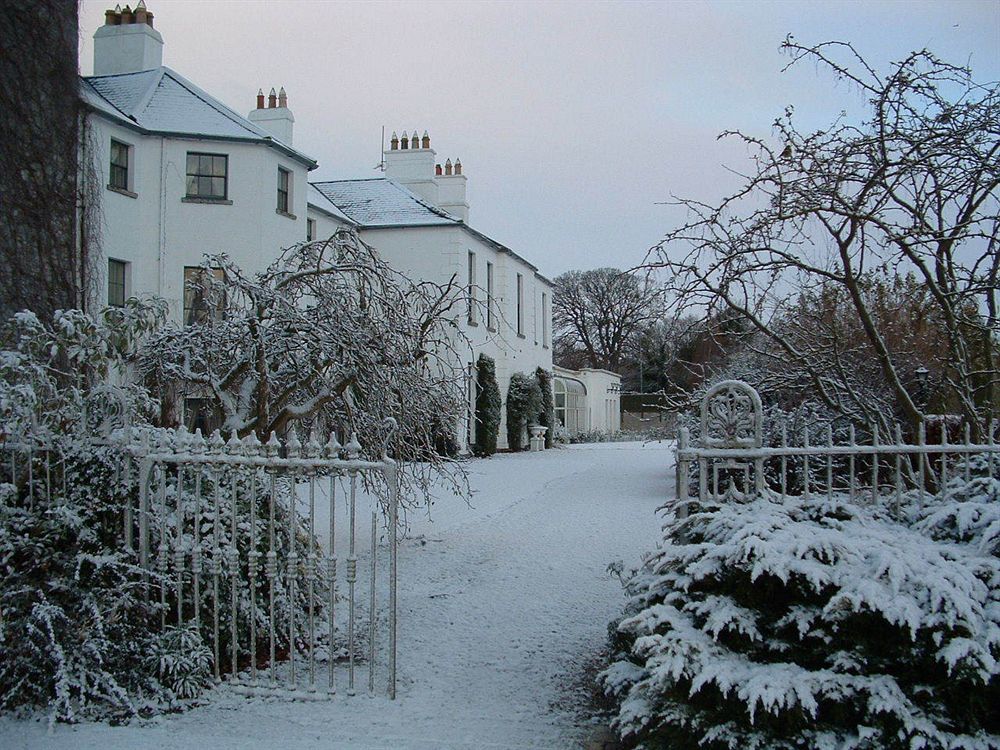 Barberstown Castle Hotel Straffan Eksteriør billede